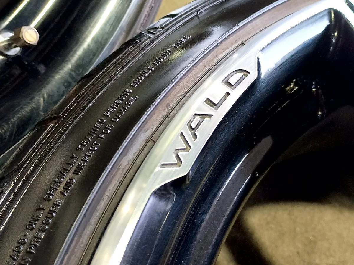 JDM Used set WALD/MAHORA 11CLS-EXE225/35R20 Lowdown 200 series Hiace e No Tires - Image 9