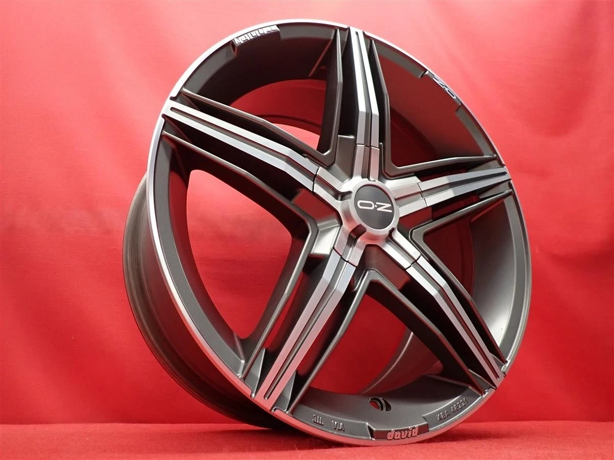 JDM Used OZ DAVID wheels 4Book 7.5J 17PCD114.3 5x45 bolt pattern 75mm No Tires - Image 2