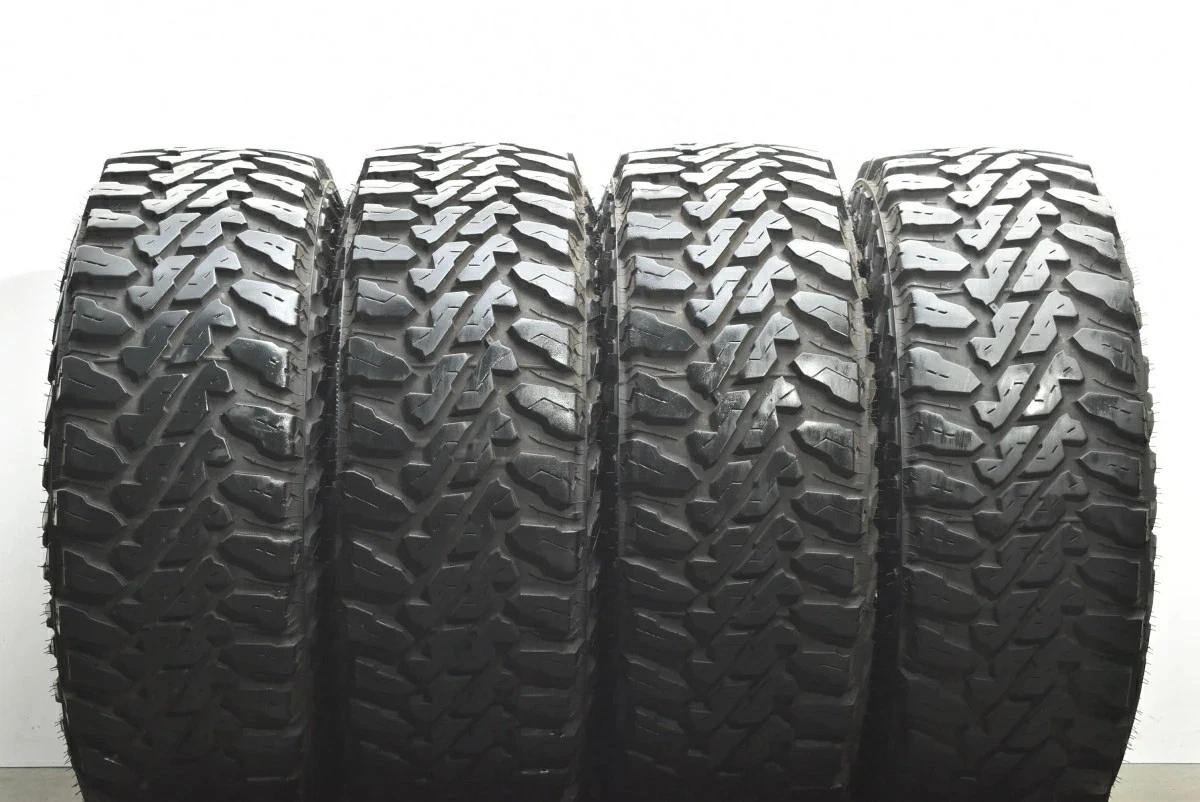 JDM Used LEXXEL 4-Book Set 178.5J x 17+20 PCD 139.7 LT285/70R17 121/11 No Tires - Image 9