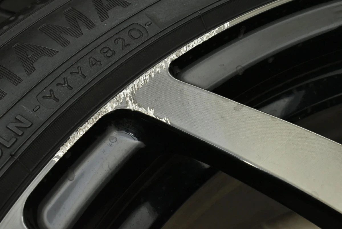 JDM Used RAYS 4-Book Set 198.0J x 19 +48 PCD 100 245/45R19 98W with Yo No Tires - Image 9