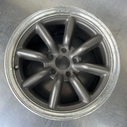 JDM Watanabe 8-spoke 16-inch 1-piece set 16x9J +32 114.3/H5 hub diamet No Tires