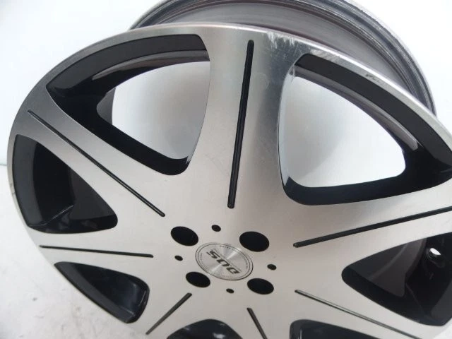 JDM Used 17-inch 4-wheel set / DOS / 17x6.5J +28 / 100 / 4H / for Road No Tires - Image 4