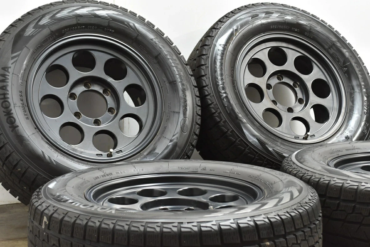 JDM Used WEDS 4-Book Wheel Set 178.0J x 17+20 PCD 139.7 265/65R17 112Q No Tires - Image 3