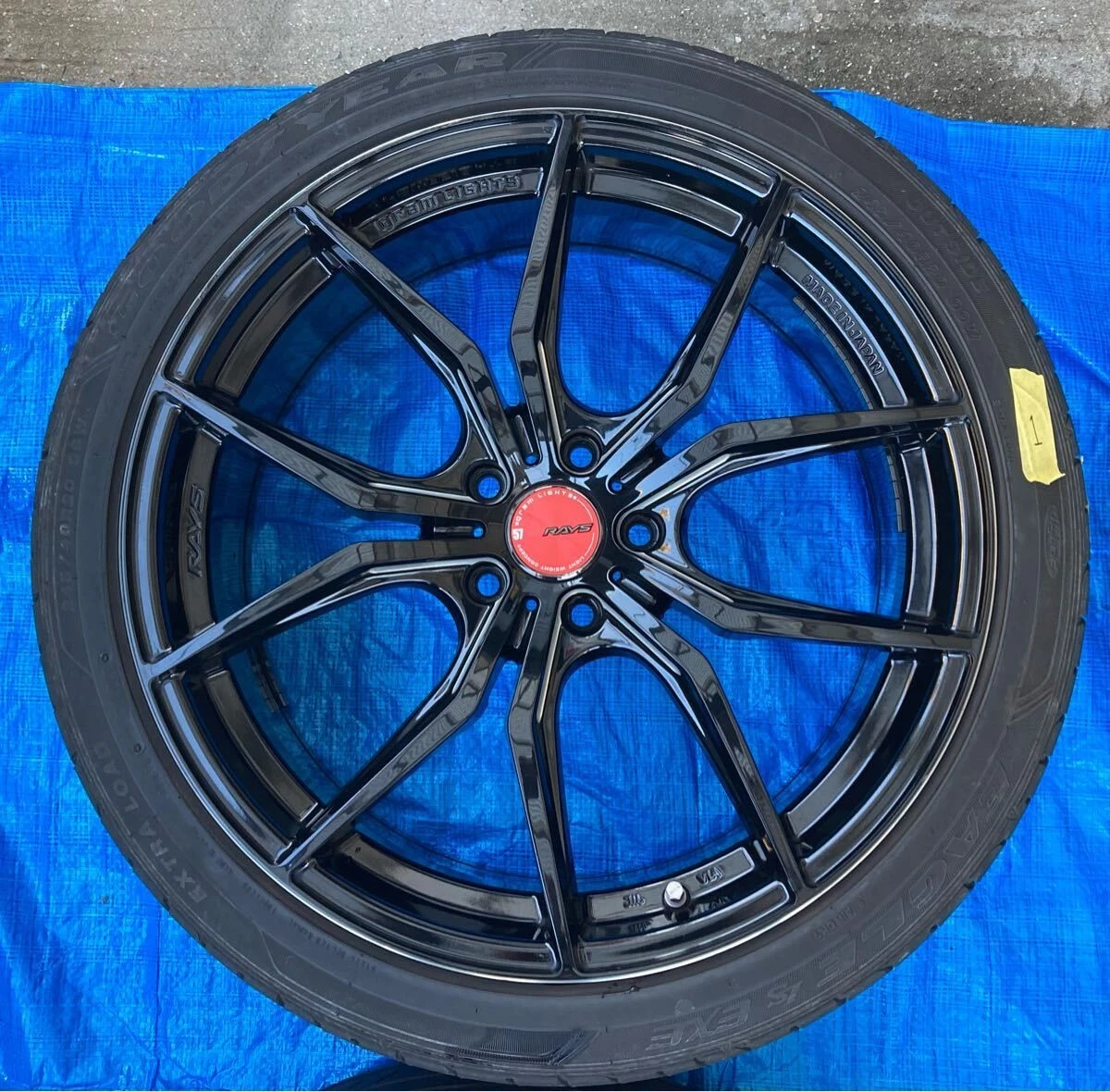 JDM Used RAYS gramlights 57FXX wheels 20PCD114.3 offset 45mm 8.5J 5H f No Tires - Image 2