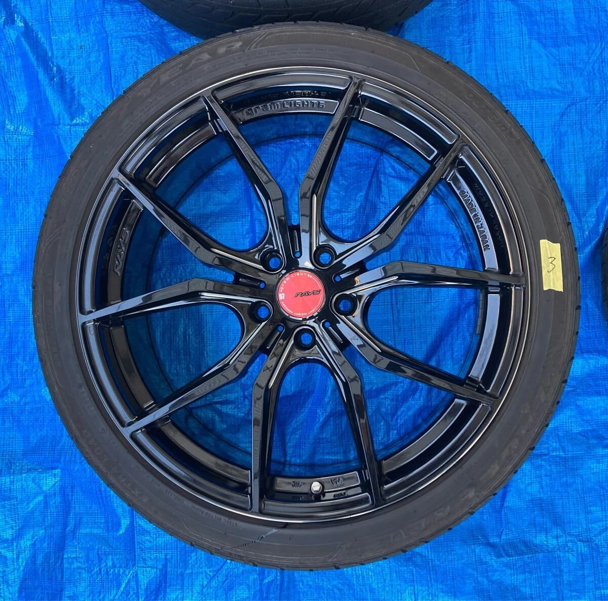 JDM Used RAYS gramlights 57FXX wheels 20PCD114.3 offset 45mm 8.5J 5H f No Tires - Image 4