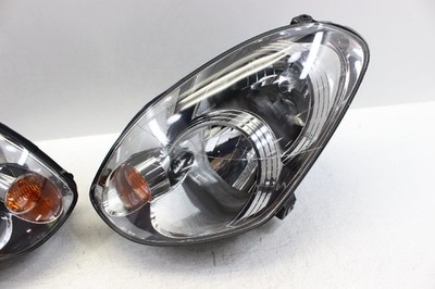 JDM / Damaged Nothing Skyline V35 Late Model Headlights Xenon HID Left (No Tires) - 画像 (2)