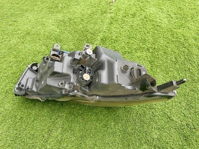 JDM Nissan Skyline DAA-HV37 Hybrid left headlight left side (No Tires) - 画像 (2)