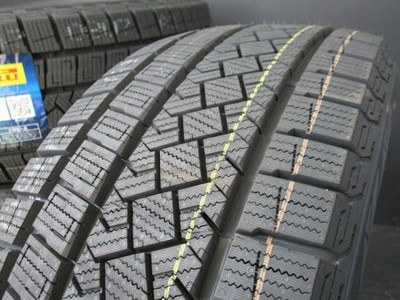 JDM BALMINUM BR10 Balmina 7J-17+45 114.3 Gunmetal Pirelli Ice Zero 215 (No Tires) - 画像 (10)
