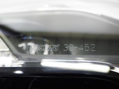 JDM 2113241 Crown RS 220 Series/20 Series Right Light Triple LED Seque (No Tires) - 画像 (3)