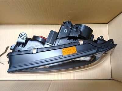 JDM Genuine HID headlight left side for Nissan Skyline early model R34 (No Tires)