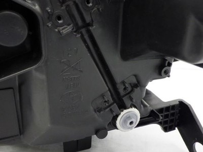 JDM 2114041 crown 220 series/20 series right light 3-eye LED KOITO 30- (No Tires) - 画像 (6)