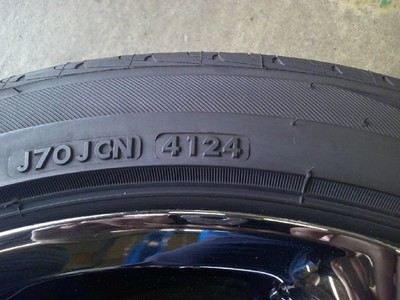 JDM Toyota Crown Genuine 18x8.0J +45 PCD114.3 5H 225/45R18 220 Series No Tires - Image 9