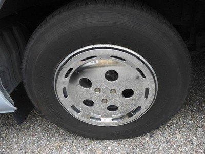 JDM Nissan Civilian Bus Genuine Wheel Caps Set of 4 Also available for (No Tires) - 画像 (4)