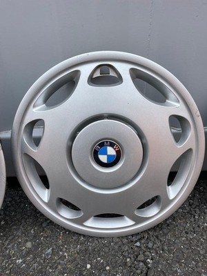 JDM BMW 318i Touring Genuine Wheel Caps Set of 4 (No Tires) - 画像 (4)