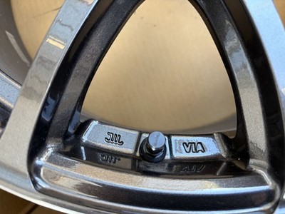 JDM RAYS gram lights 57Trans-X SD Gunmetal/Rim Edge DC H8 186H139.7 8J No Tires - Image 9