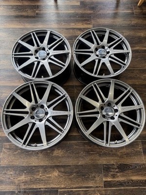 JDM Mercedes-Benz Carlsson CR1/10 wheels: Front 19x8.5J +45 Rear 9.5J No Tires