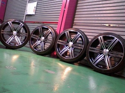 JDM Beautiful WALD Mahora 20in Black and polished SP reverse concave (No Tires) - 画像 (2)