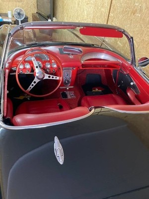 JDM Chevrolet Corvette C1 wheel caps (No Tires)