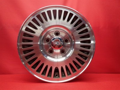 JDM Out of print popular car rare NISSAN Cima Y32 series genuine used (No Tires) - 画像 (4)
