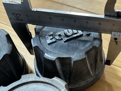 JDM WORK Equip center caps set of 3 sold individually for older cars. No Tires - 画像 (7)