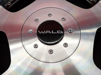 JDM Used WALD Valdo DUCHATELET wheels 4Book 8J/9J 18PCD139.7 6x110 bol No Tires - Image 10