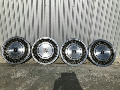 JDM Toyota Cresta GX61 genuine wheel caps old carToyota No Tires