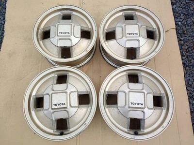 JDM Rare AE86 Levin/Trueno pre-facelift Type 2 OEM option 14-inch whee No Tires