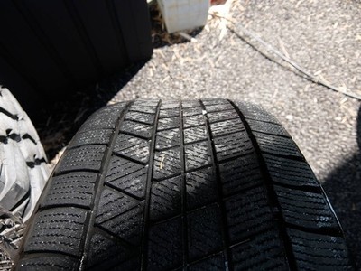 JDM AME Regina 18 inch studless set Bridgestone VRX3 Alphard Vellfire No Tires - Image 4