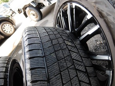 JDM AME Regina 18 inch studless set Bridgestone VRX3 Alphard Vellfire No Tires - Image 7