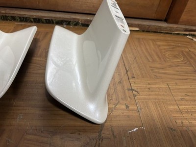 JDM bnr34 gt-r gtr genuine rear spoiler pedestal wing wing stay damage (No Tires) - 画像 (4)