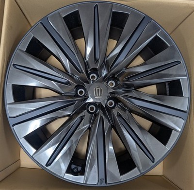 JDM Toyota Crown Estate RS with original wheels 4-book New carToyo No Tires - Image 3