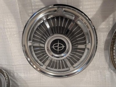 JDM Nissan Cedric old car wheel caps No Tires - Image 5