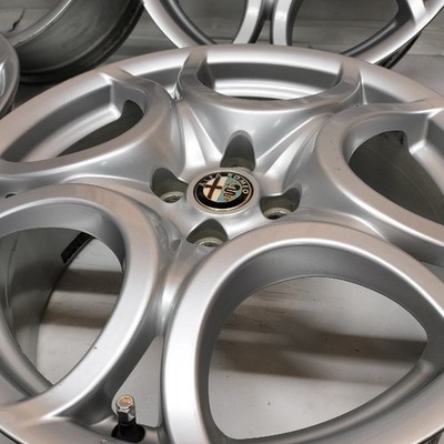 JDM Pre-designated high-class Rare 17x7J ALFA ROMEO Mito genuine 4whee (No Tires) - 画像 (3)
