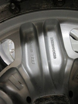 JDM Discontinued item imported car Mercedes-Benz AMG W140 S-Class genu No Tires - Image 9