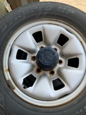 JDM 215/70R15 Toyota Hilux Wheel 4-Book Set Tires Included Center Caps No Tires - Image 2