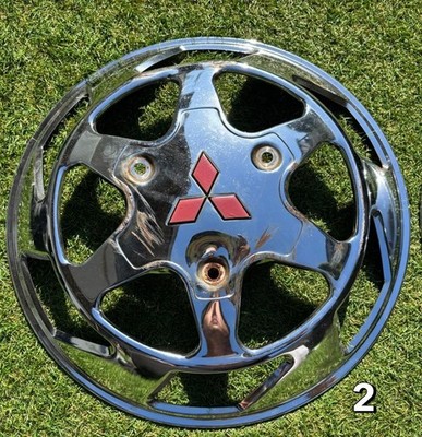 JDM Mitsubishi Canter/Fighter Genuine Chrome Wheel Caps Set of 2 (No Tires) - 画像 (5)