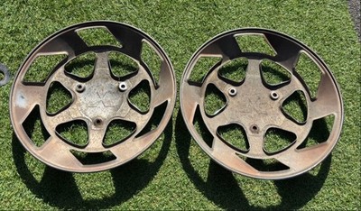 JDM Mitsubishi Canter/Fighter Genuine Chrome Wheel Caps Set of 2 (No Tires) - 画像 (8)