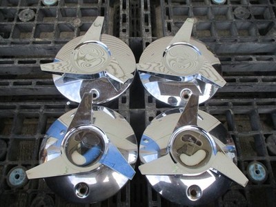 JDM Rare LA Wire McLean Wire Pan Type 3-Bar Center Cap Chrome Plated f No Tires