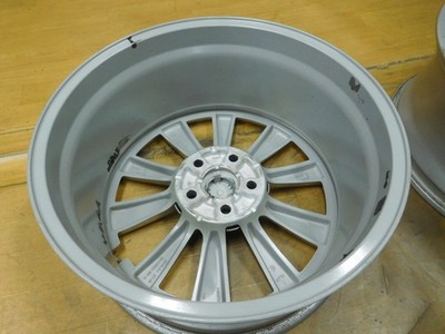 JDM 16-573 Rare TESLA Model 3 Genuine MODEL 3 19in 8.5J +40 Spare Car (No Tires) - 画像 (5)