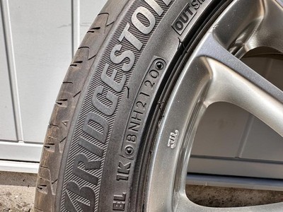 JDM Genuine Nissan Skyline V36 18-inch wheels with Bridgestone REGNO 4 (No Tires) - 画像 (11)