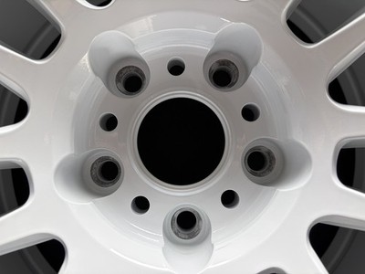 JDM ItemWORK emotionZR7 9.5J-18in 5H/114 Offset +32 Titanium White Whe No Tires - Image 3