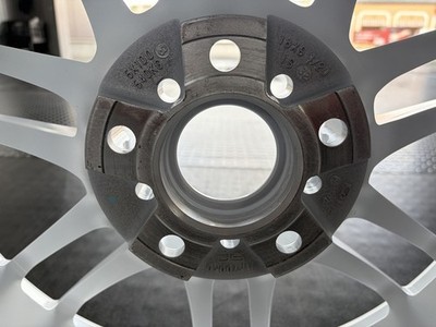 JDM ItemWORK emotionZR7 9.5J-18in 5H/114 Offset +32 Titanium White Whe No Tires - Image 4