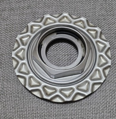 JDM Rare item: 14-15 inch BBS RG rock-type center cap 1 piece for Mazd (No Tires)