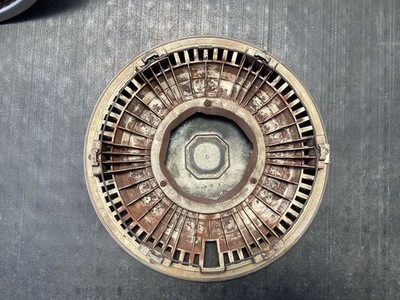 JDM Rare Nissan Cedric genuine wheel caps 4 pieces 330 (No Tires) - 画像 (9)