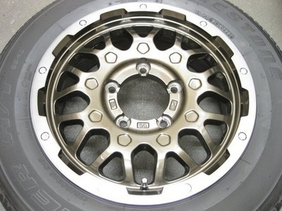 JDM USED LehrMaistoer LMG MS-9W 16 & BS DUELER H/T 684Ⅱ 175/80R16 4- No Tires - Image 3