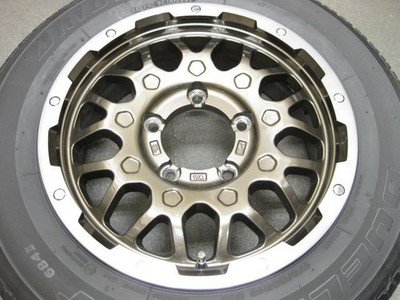 JDM USED LehrMaistoer LMG MS-9W 16 & BS DUELER H/T 684Ⅱ 175/80R16 4- No Tires - Image 4