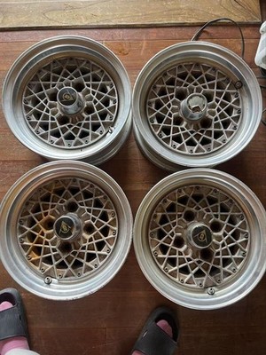 JDM Japanese-made mesh wheels 4-hole aluminum wheel set suitable for o No Tires