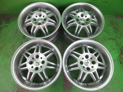 JDM MOMO RACER KBA44225 7j/+38 Hub approx. 72mm PCD100 4-Wheel Set Used (No Tires)