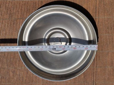 JDM Showa era Stout RK40 hub cap classic car Toyopet rare. No Tires - Image 4