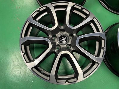 JDM Maserati Levante Genuine 19-inch Wheels 4-Book Set New Car No Tires - Image 4